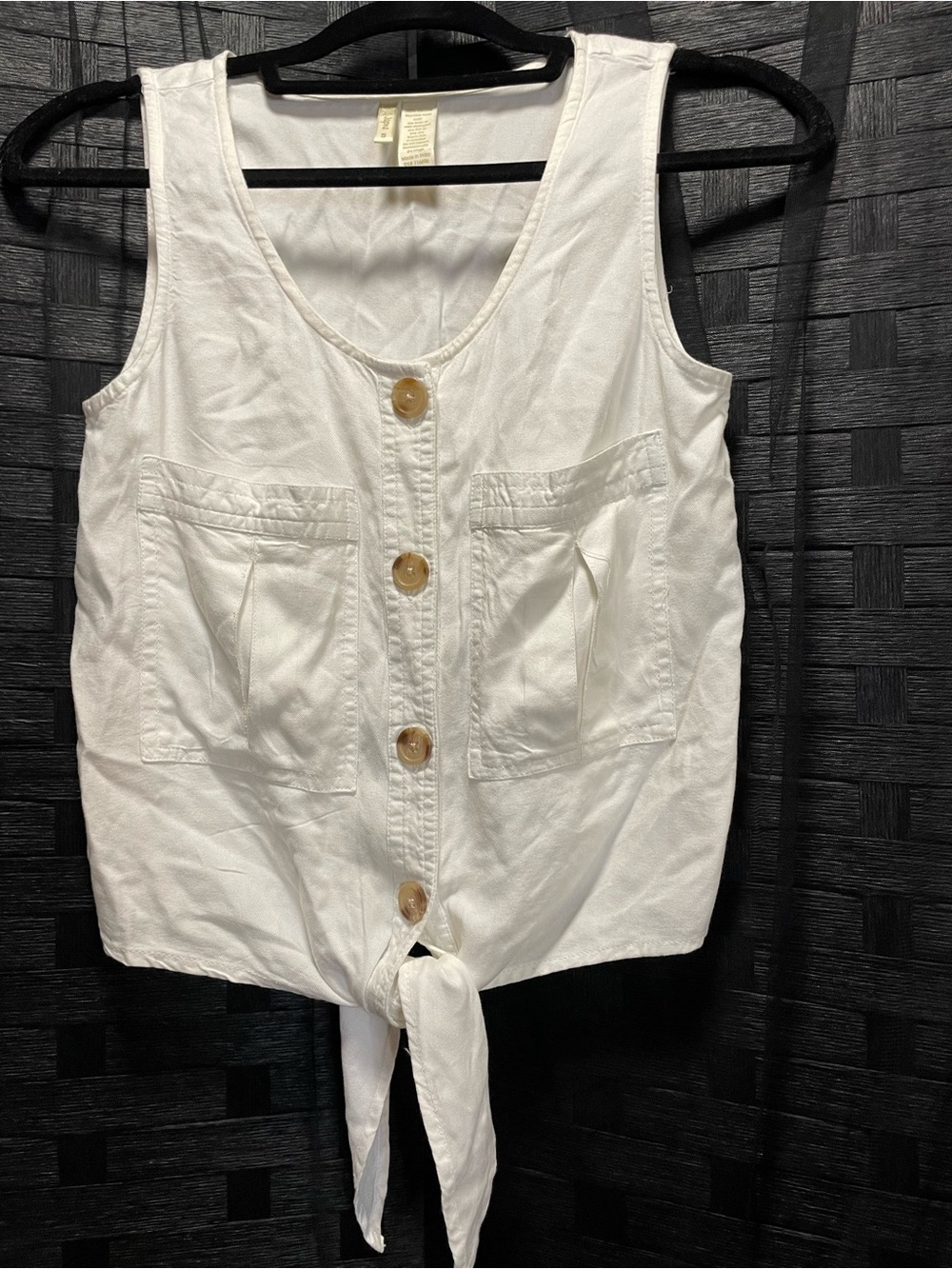 Japna White Button-Front Tie Hem Tank Top